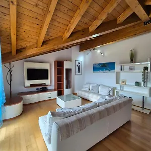  Casa vacanze 2' From Monate 5' From Euratom, Wi-fi